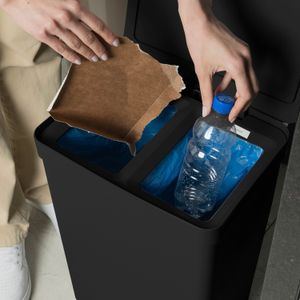 Lixeira com Pedal Trium 30 Litros com Duplo Compartimento